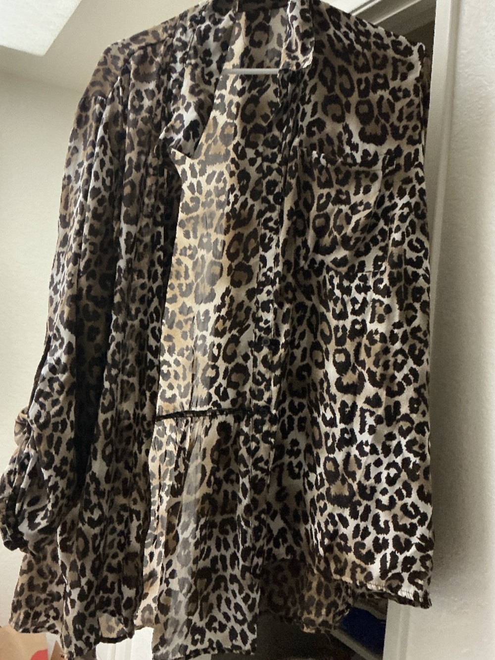 Bundle of 2 xxl blouses xhileration Leopard and Mossimo Print silky